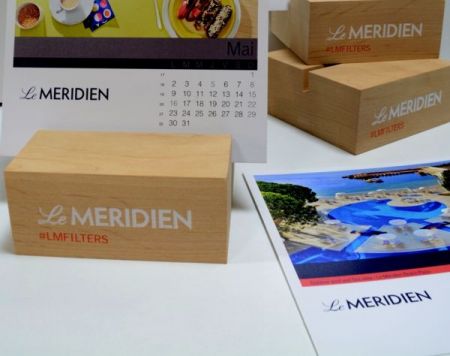 Personalized wooden calender holder